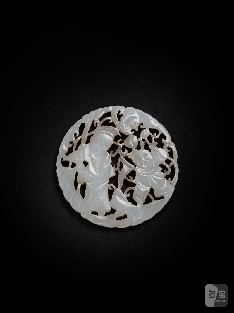 白玉鏤雕人物圖牌 | A WHITE JADE 'SAGE AND BOY' PLAQUE - 图1